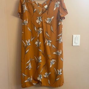 Orange floral dress pre owned great condition